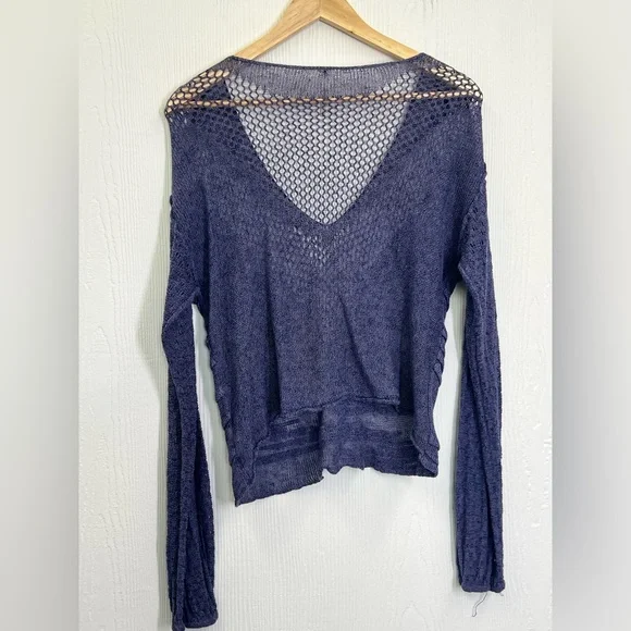 Free People - Open Knit V Neck Lightweight Long Sleeve Boho Sweater Size Medium - Picture 9 of 9